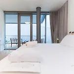 Waterfront Luxury, 1br, Free Parking, Ac, Netflix & Wifi By Tilo Lux *