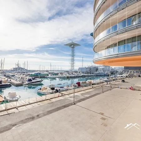 Waterfront Luxury, 1br, Free Parking, Ac, Netflix & Wifi By Tilo Lux Apartment