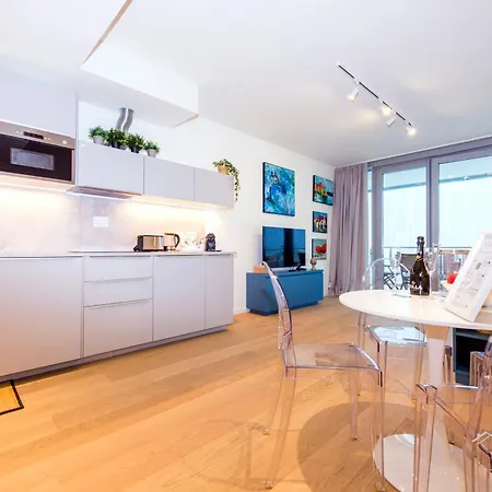 Waterfront Luxury, 1br, Free Parking, Ac, Netflix & Wifi By Tilo Lux * Gênes