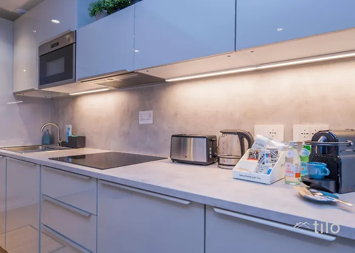 Waterfront Luxury, 1br, Free Parking, Ac, Netflix & Wifi By Tilo Lux * Janov