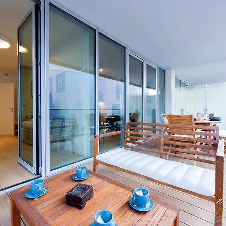 Waterfront Luxury, 1br, Free Parking, Ac, Netflix & Wifi By Tilo Lux Apartman Genova