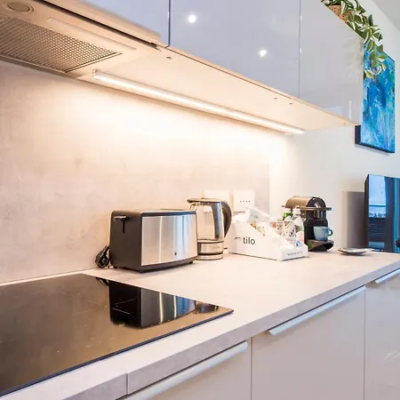 Waterfront Luxury, 1br, Free Parking, Ac, Netflix & Wifi By Tilo Lux Genova
